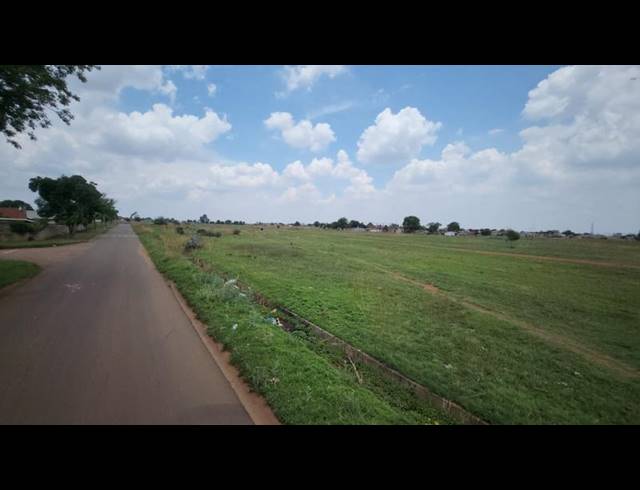 LAND FOR SALE IN RONDEBULT